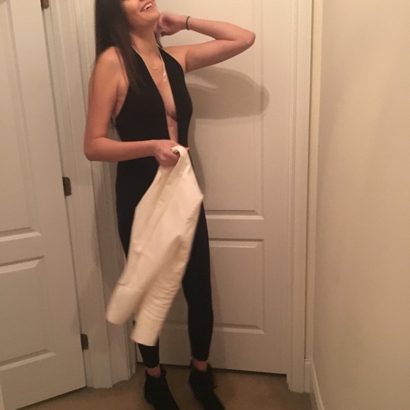 Black Bodysuit w/ Deep Front Cut - Picture 2 of 3